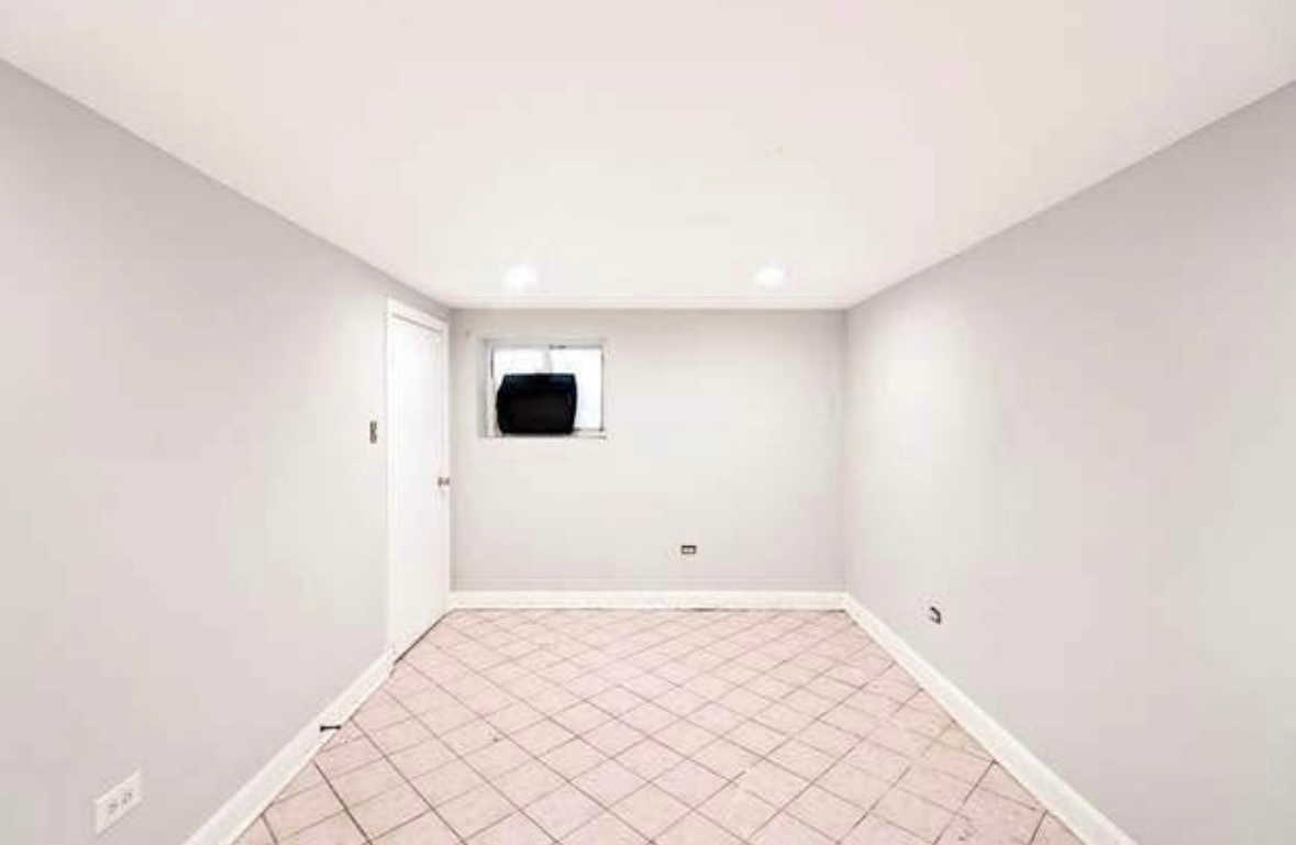 6918 South Talman Avenue, Unit G Chicago, IL 60629 - Photo 3 of 7