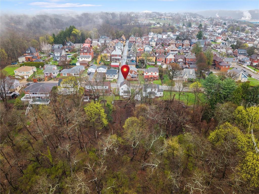 1107 Constitution Street Tarentum, PA 15084 - Photo 34 of 42 a view of a city