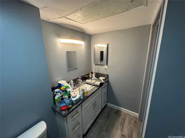 $3,350 | 1088 Bishop Street, Unit 1215, Honolulu, HI 96813