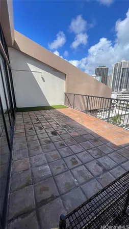 $3,350 | 1088 Bishop Street, Unit 1215, Honolulu, HI 96813