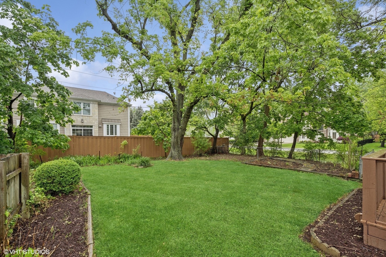 2272 Asbury Road Northbrook, IL 60062 - Photo 25 of 26