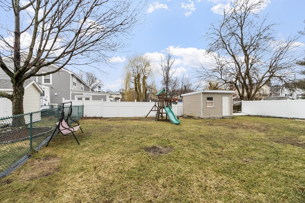 110-112 Everett Street Lawrence, MA 01843 - Photo 27 of 42