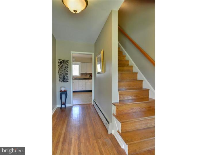 717 North Whitford Road Exton, PA 19341 - Photo 3 of 21 Foyer