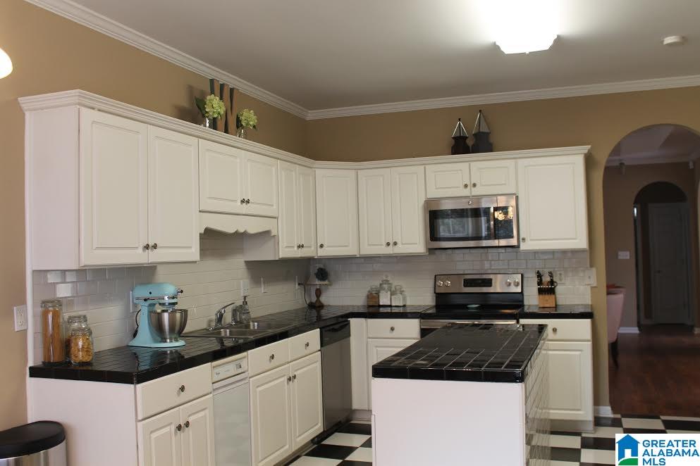 722 Claiborne Street Helena, AL 35080 - Photo 11 of 26