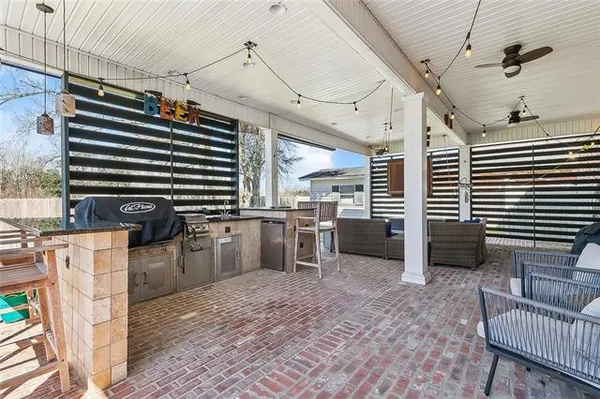 $670,000 | 414 Dr Gorman Drive, Belle Chasse, LA 70037