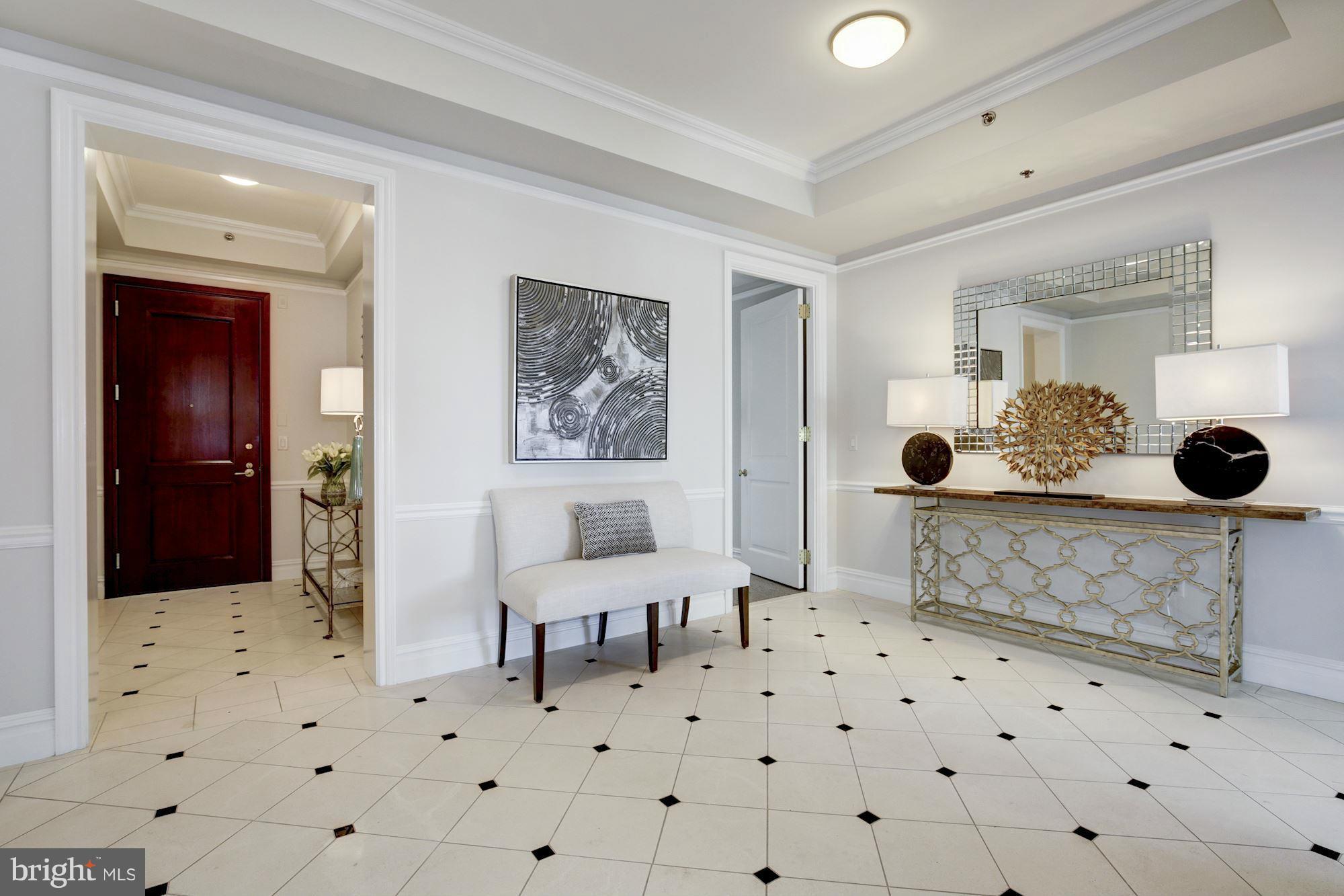 3150 South Street Northwest, Unit 2E Washington, DC 20007 - Photo 2 of 16 Interior (General)