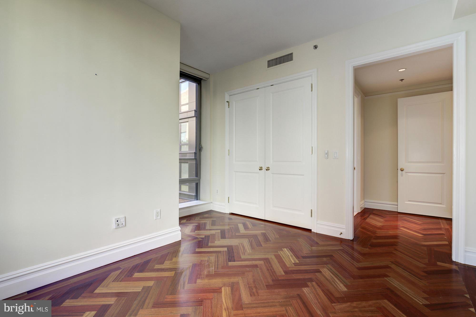 3150 South Street Northwest, Unit 2E Washington, DC 20007 - Photo 12 of 16 Interior (General)