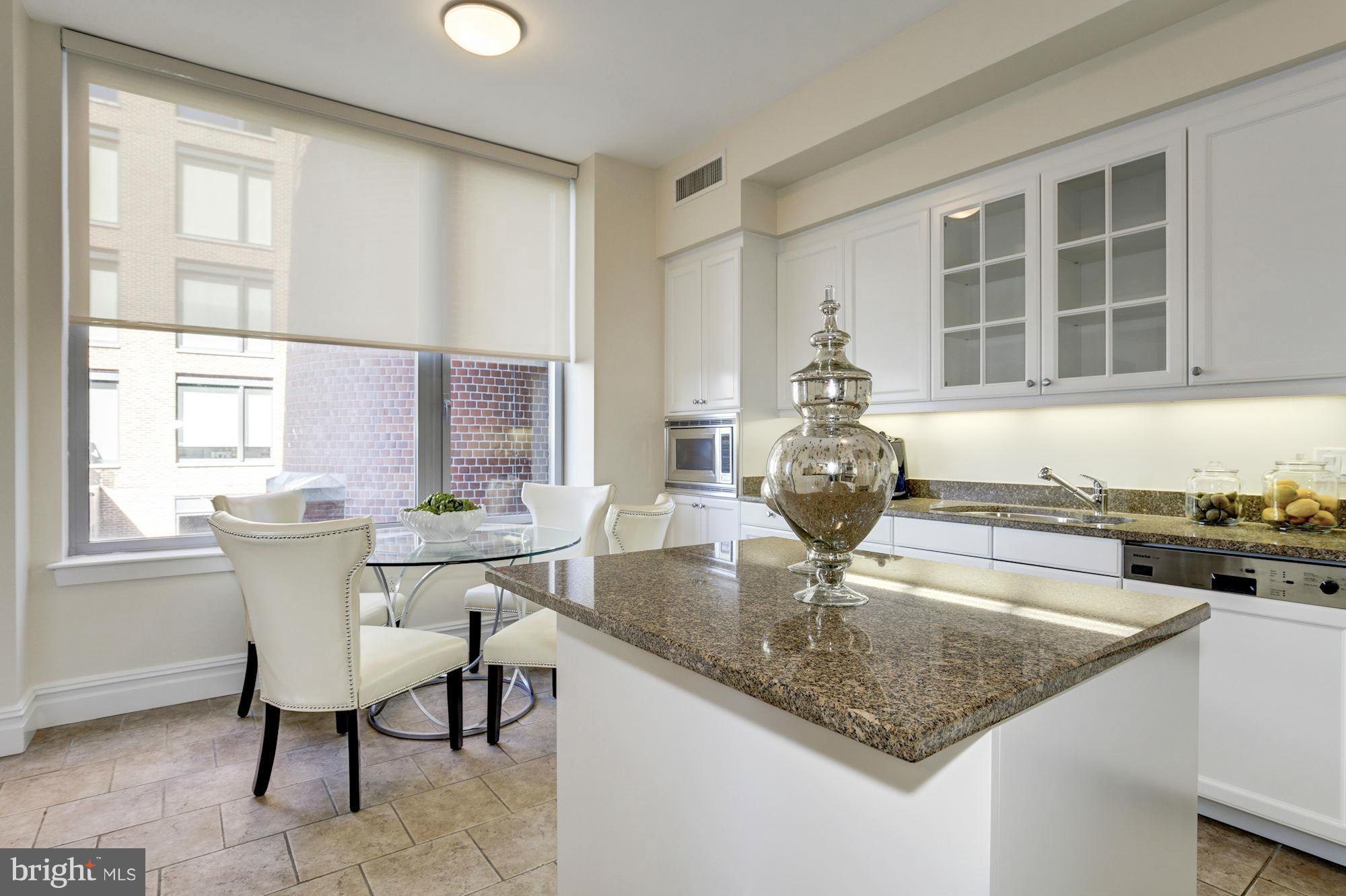 3150 South Street Northwest, Unit 2E Washington, DC 20007 - Photo 7 of 16 Interior (General)