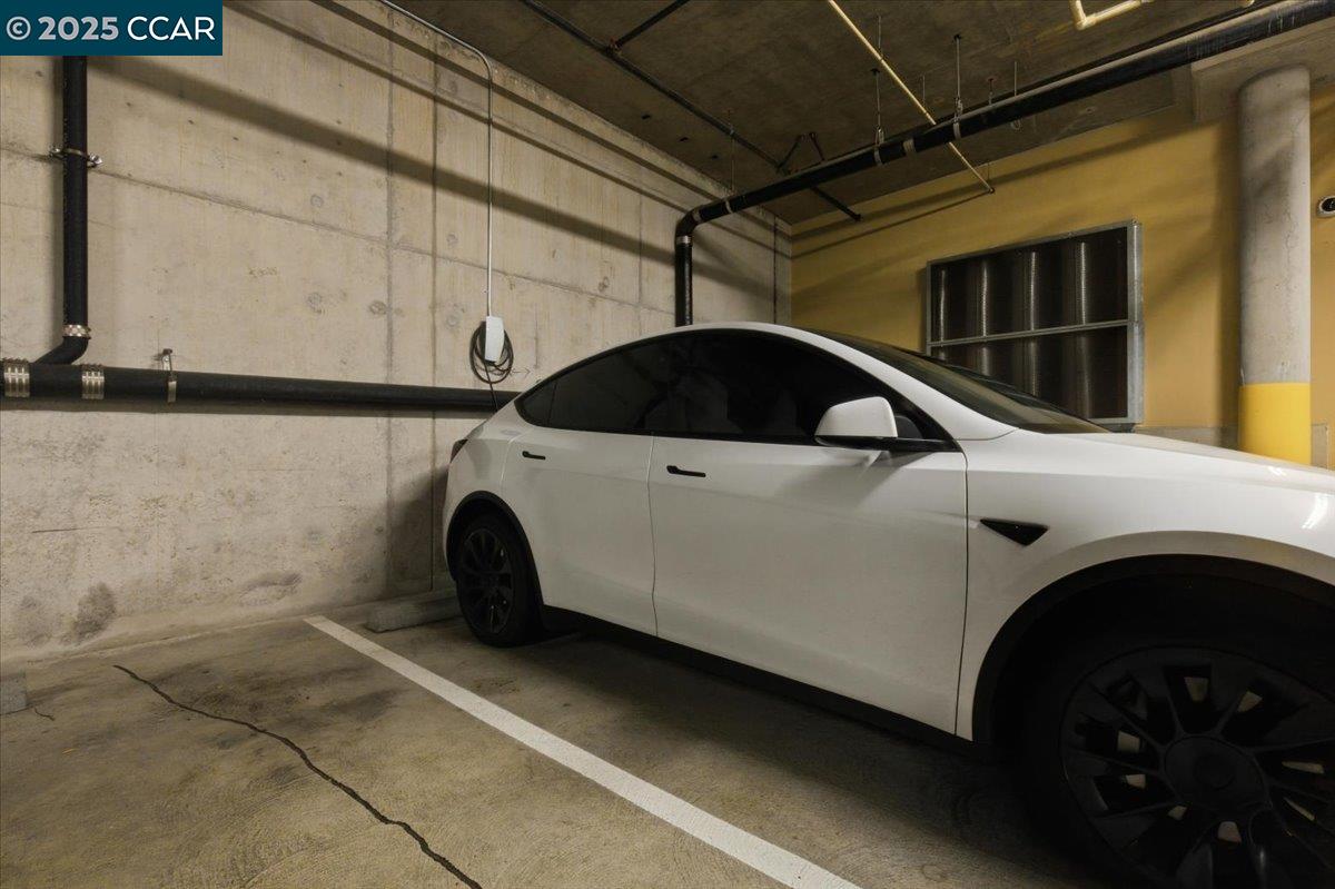 555 Ygnacio Valley Road, Unit 204 Walnut Creek, CA 94596 - Photo 33 of 38 a view of a car garage door