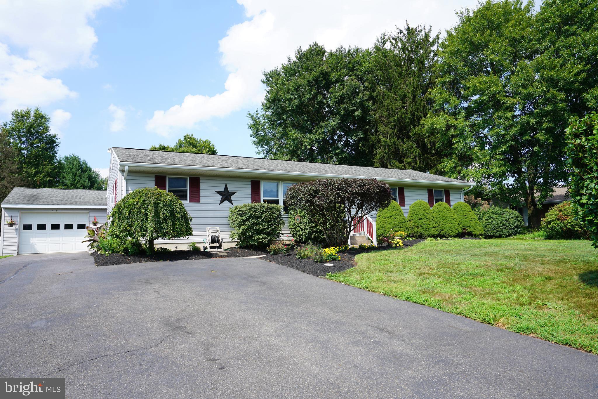3275 Jacoby Road Coopersburg, PA 18036 - Photo 1 of 40 Welcome home!