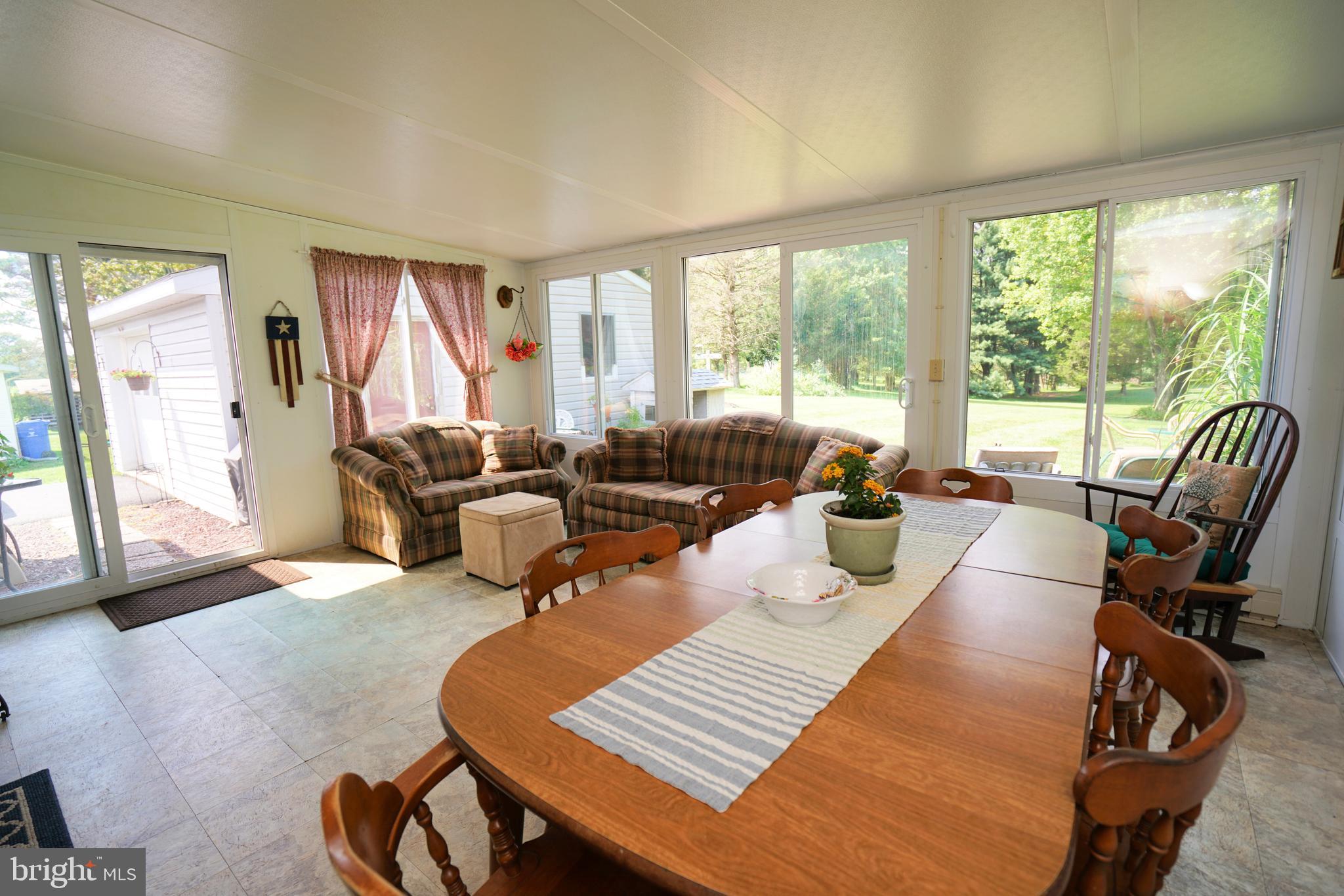 3275 Jacoby Road Coopersburg, PA 18036 - Photo 24 of 40 Sunroom