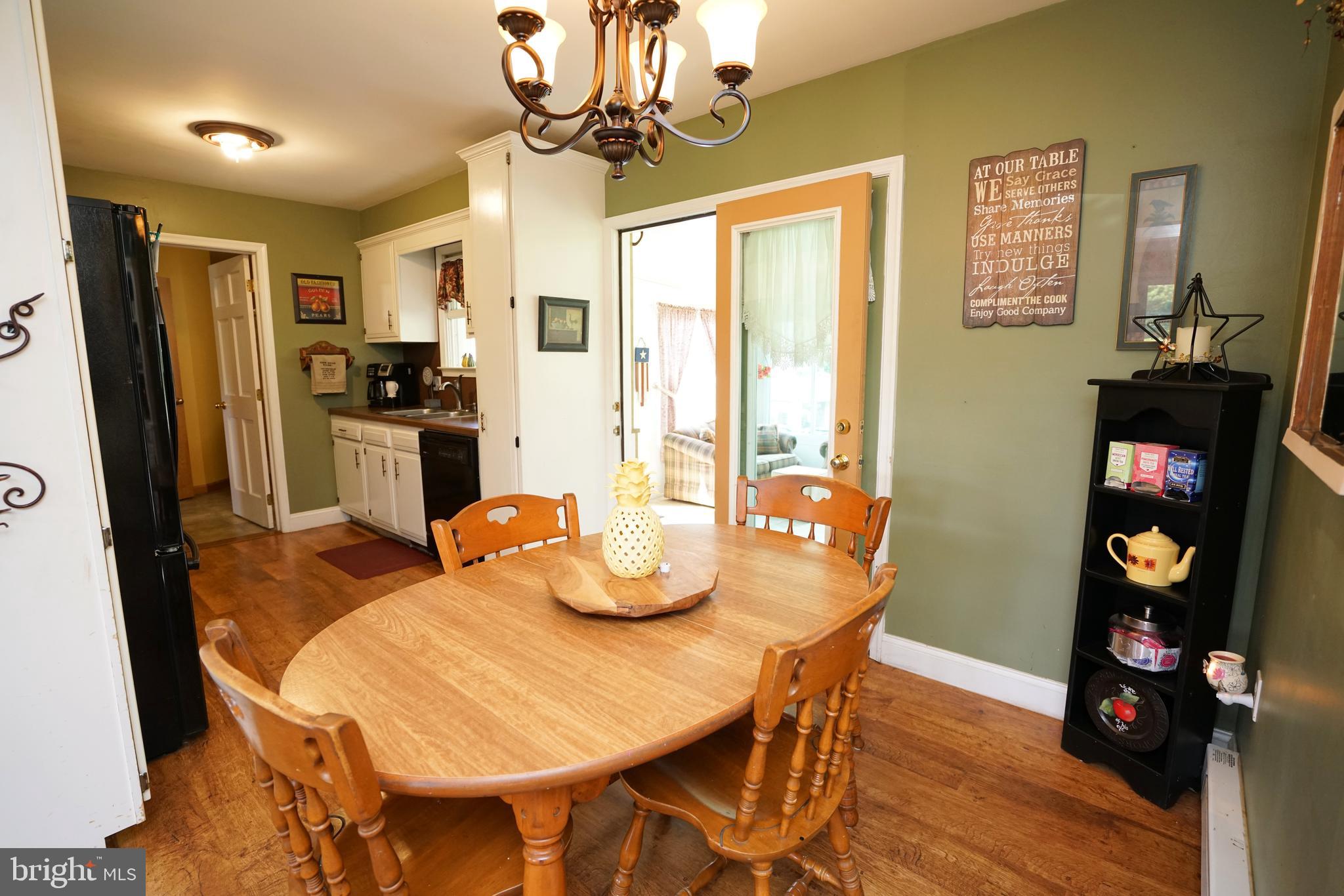 3275 Jacoby Road Coopersburg, PA 18036 - Photo 7 of 40 Kitchen
