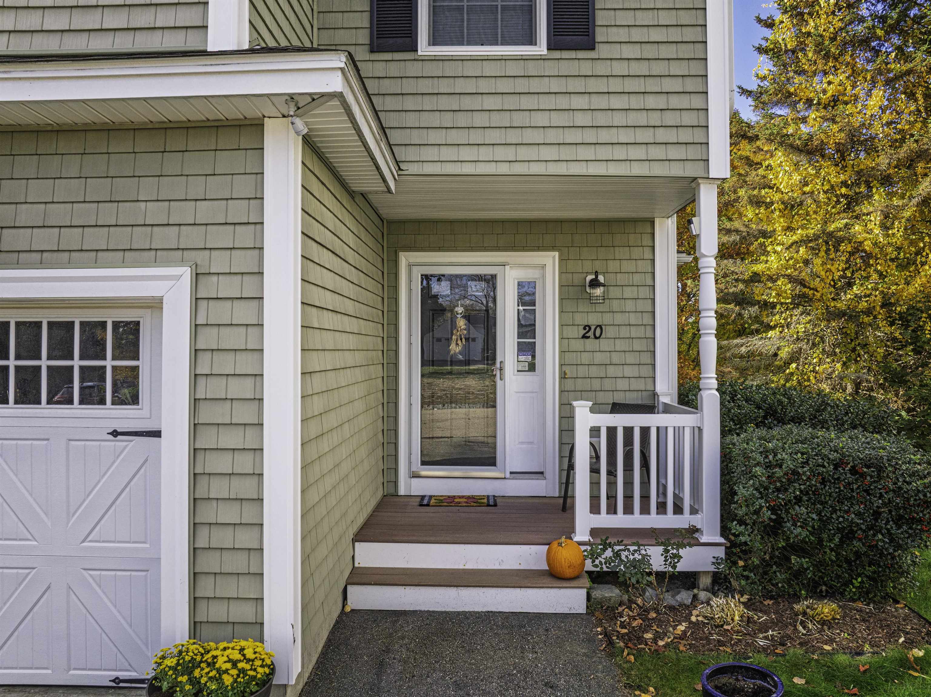 20 Village Drive Dover, NH 03820 - Photo 2 of 32