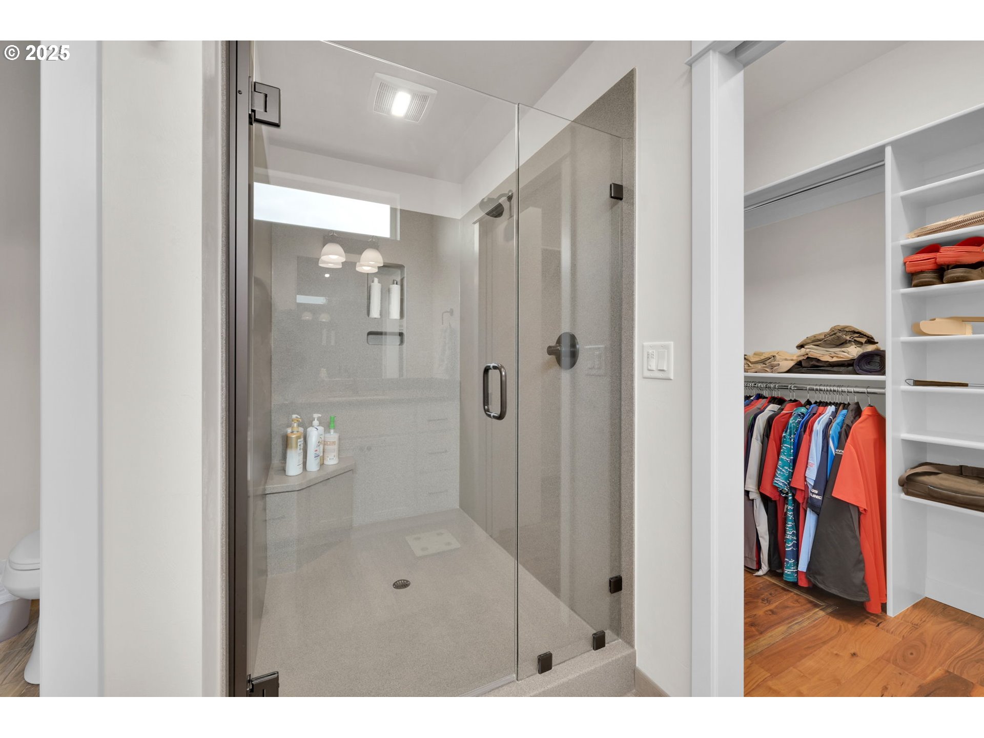 970 Lupine Street Springfield, OR 97477 - Photo 41 of 47 a view of a bathroom with a shower and a sink