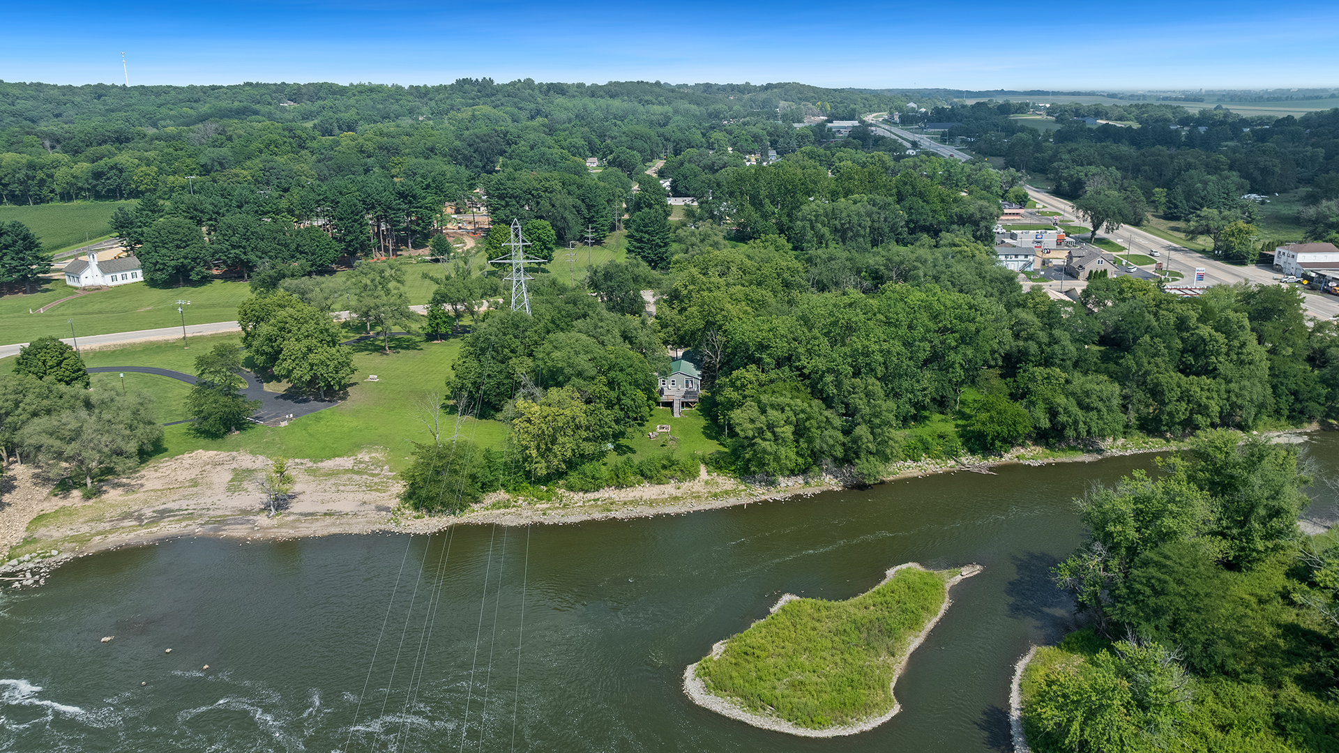 114 North River Road Oregon, IL 61061 - Photo 3 of 37 Gallery Image 3