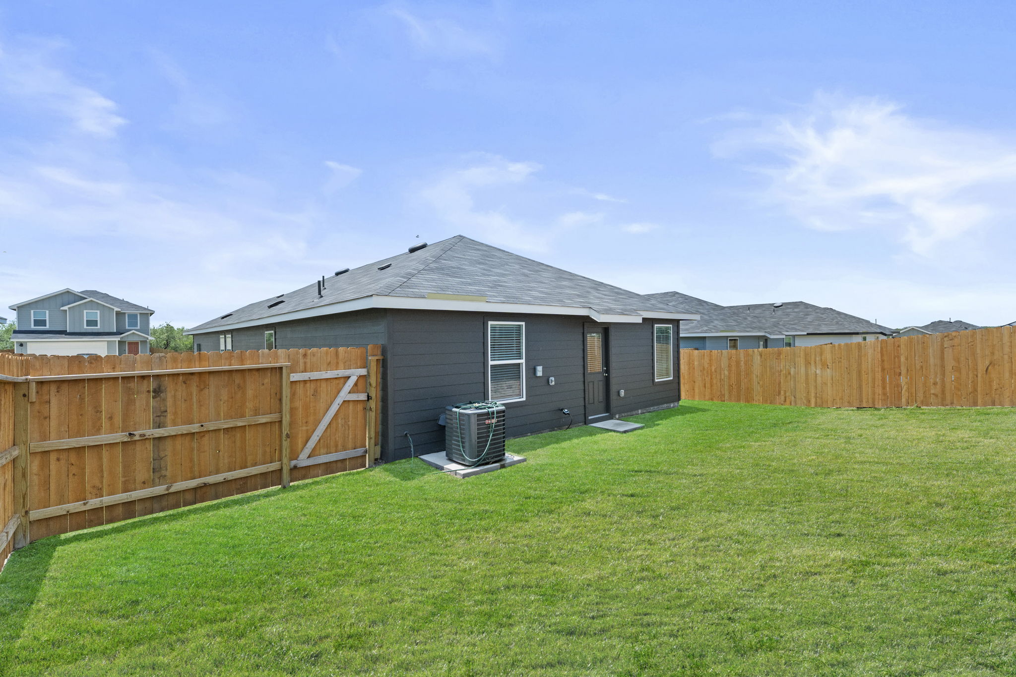 307 Wild Goose Drive Luling, TX 78648 - Photo 29 of 32