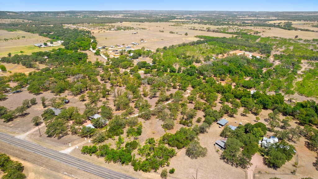1631 Ranch Road 1631 Fredericksburg, TX 78624 - Photo 6 of 27