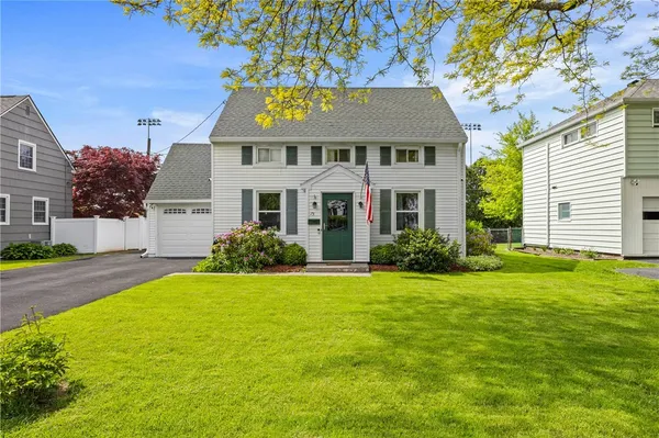 $299,900 | 75 Brooklawn Drive, Brighton, NY 14618