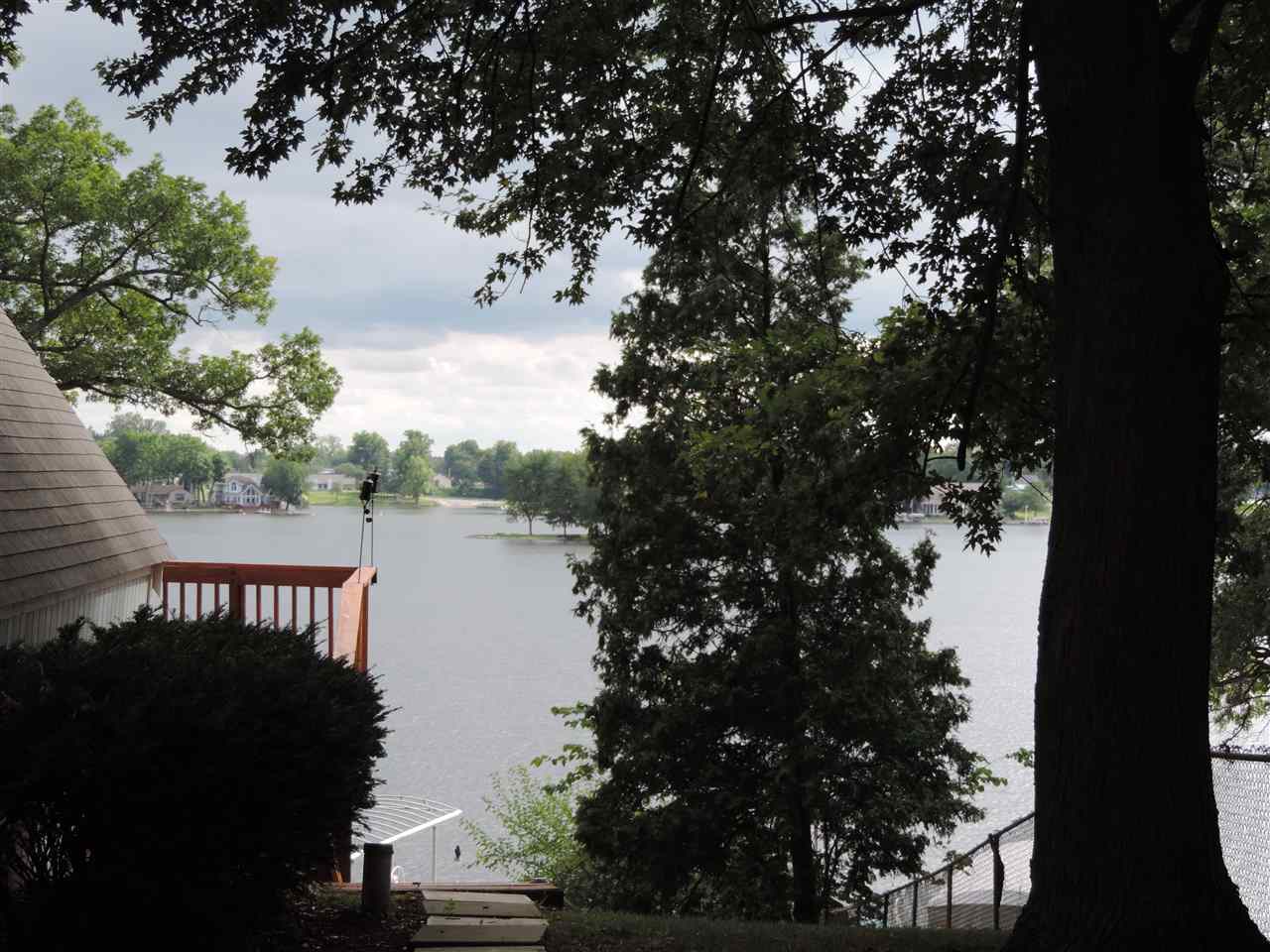 242 Spring Beach Road Rome City, IN 46784 - Photo 4 of 34