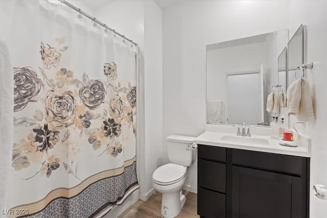 $400,000 | 2936 Gaffer Film Street, Las Vegas, NV 89156