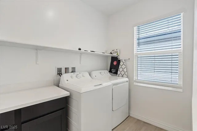 $400,000 | 2936 Gaffer Film Street, Las Vegas, NV 89156