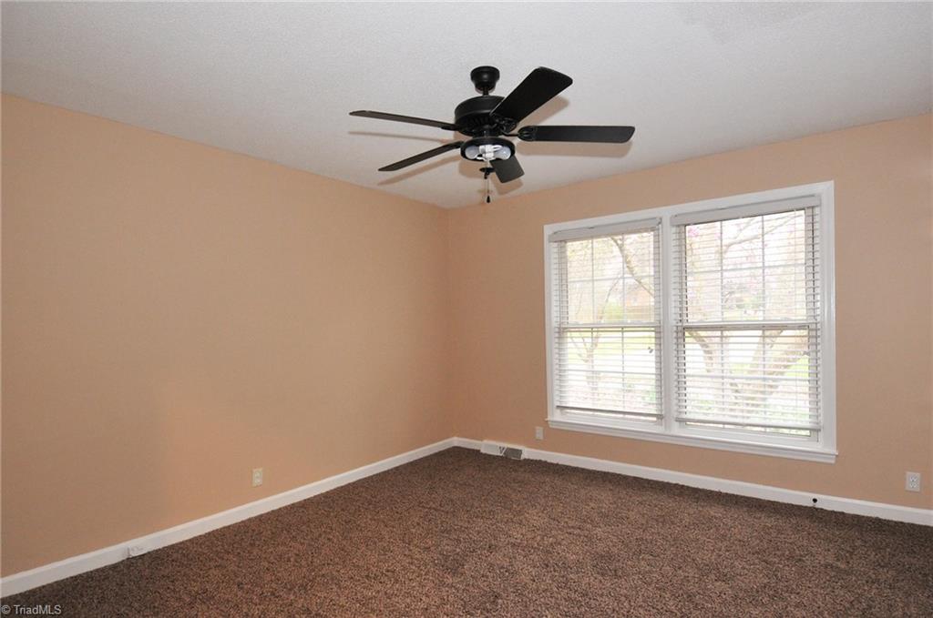 387 Barons Road Clemmons, NC 27012 - Photo 10 of 12 Gallery Image 10