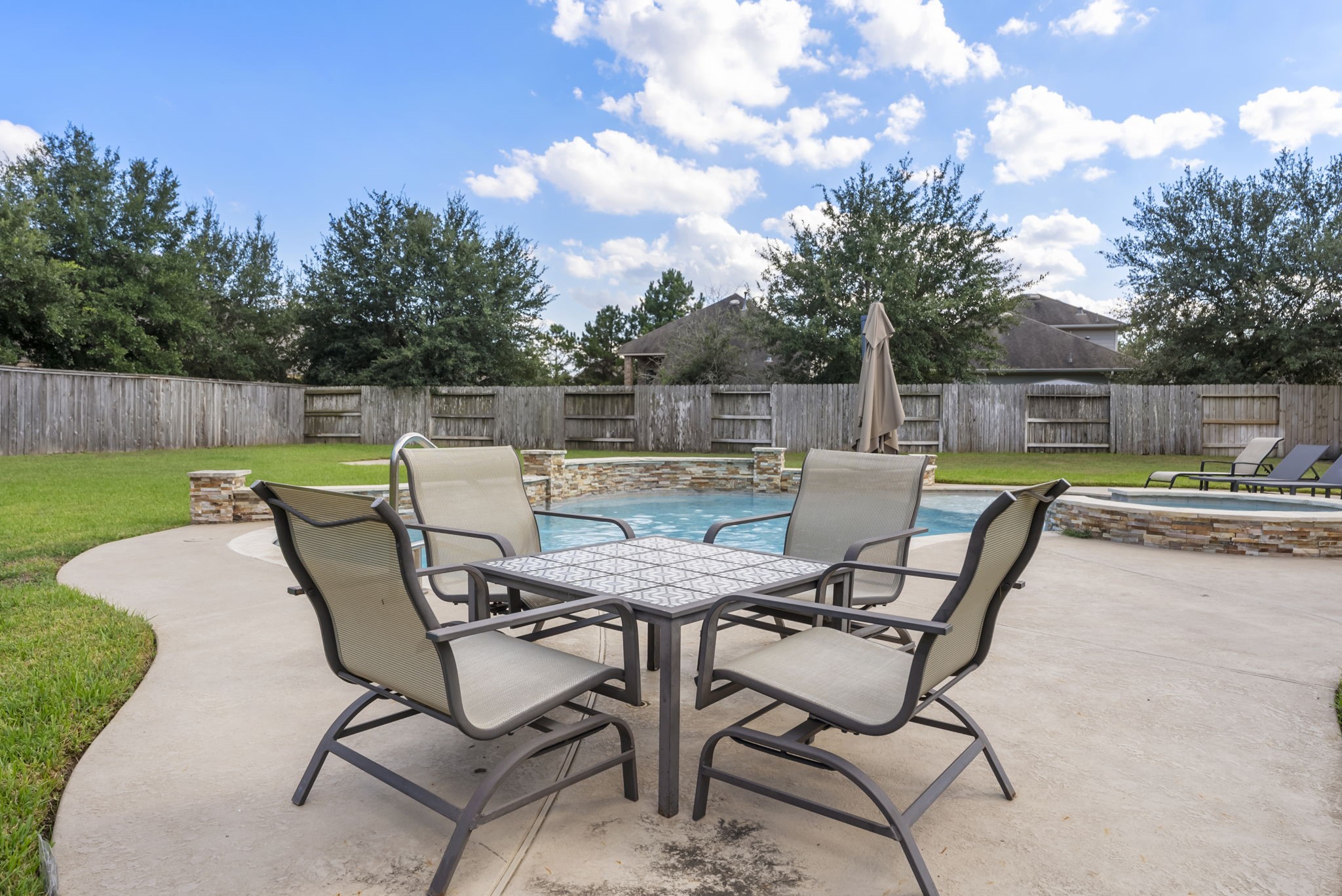 119 Wood Drake Place Tomball, TX 77375 - Photo 37 of 47 Pool area