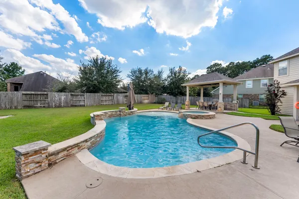 $4,300 | 119 Wood Drake Place, Tomball, TX 77375