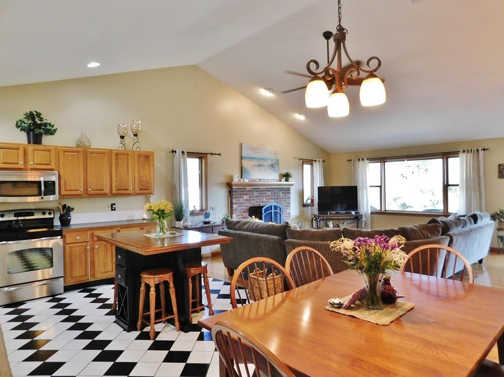 226 Boston Road Palmer, MA 01069 - Photo 7 of 38