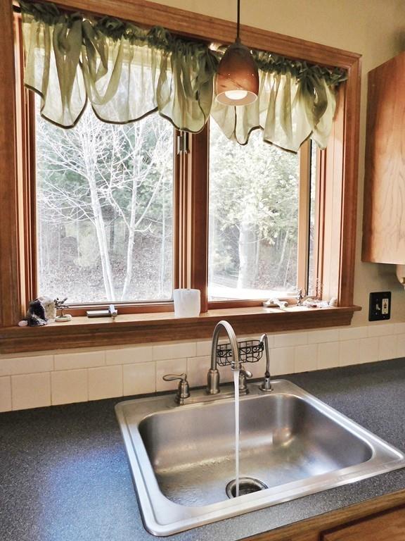 226 Boston Road Palmer, MA 01069 - Photo 10 of 38