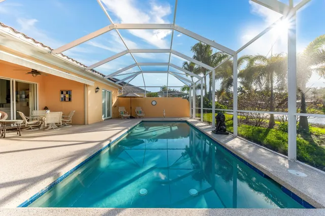 $899,999 | 7013 Leopardi Court, Naples, FL 34114