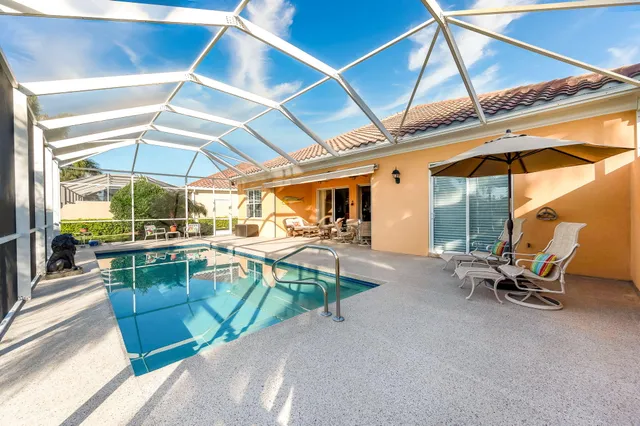 $899,999 | 7013 Leopardi Court, Naples, FL 34114