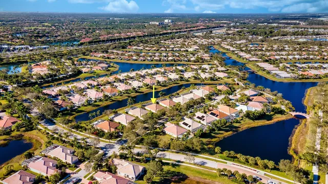 $899,999 | 7013 Leopardi Court, Naples, FL 34114