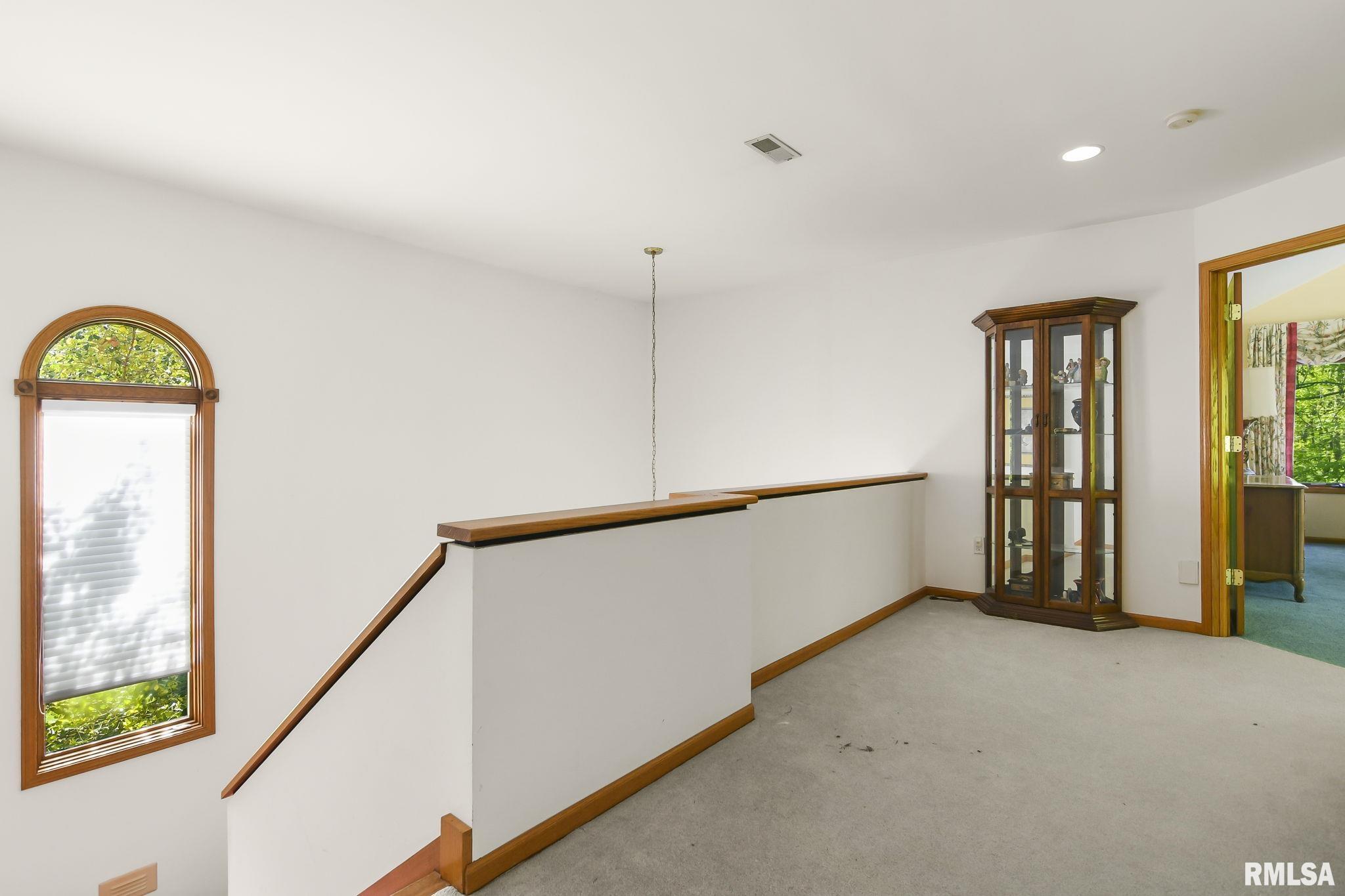 801 Fairfax Court Springfield, IL 62702 - Photo 21 of 40 Gallery Image 21