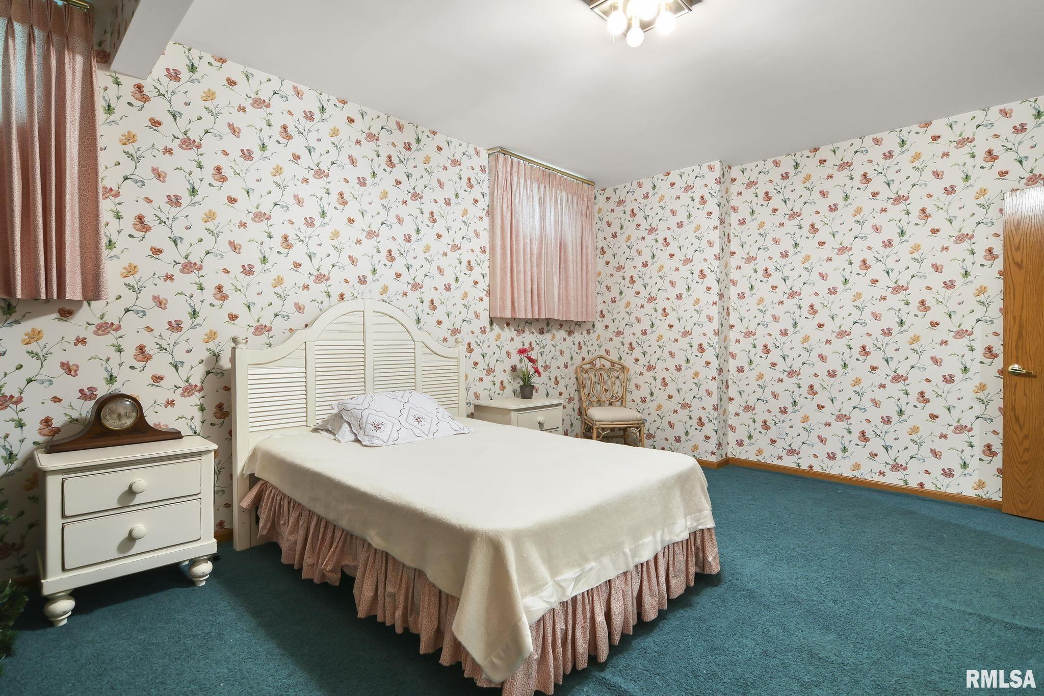 801 Fairfax Court Springfield, IL 62702 - Photo 30 of 40 Gallery Image 30