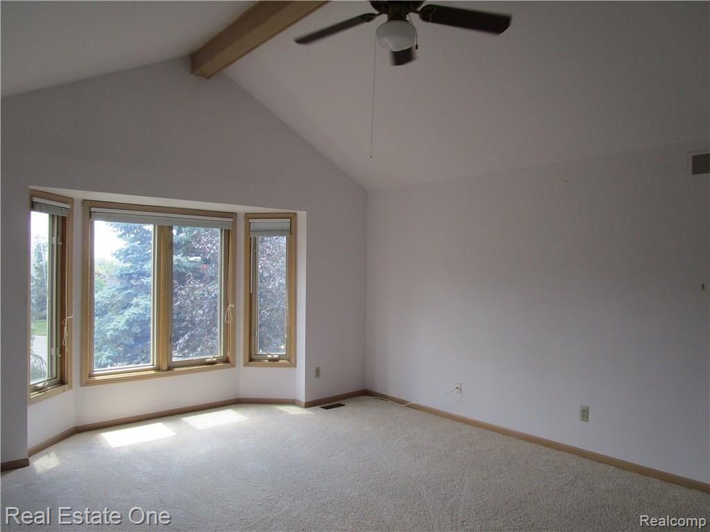 2124 Reagan Drive Rochester Hills, MI 48309 - Photo 15 of 23