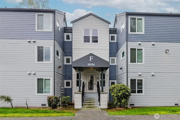 $387,000 | 20324 Bothell Everett Highway, Unit F204, Bothell, WA 98012