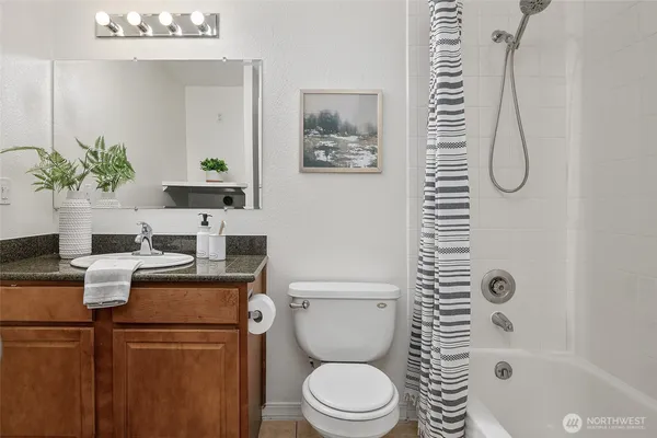 $387,000 | 20324 Bothell Everett Highway, Unit F204, Bothell, WA 98012