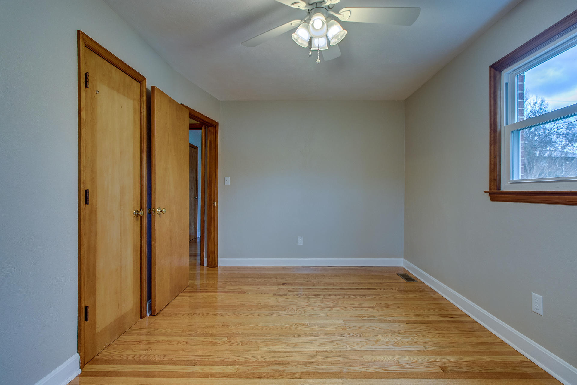 3430 Troxell Road Southeast Roanoke, VA 24014 - Photo 20 of 34 Bedroom