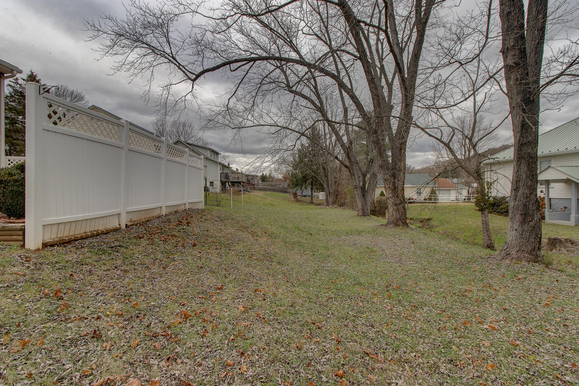 3430 Troxell Road Southeast Roanoke, VA 24014 - Photo 29 of 34 Back Yard