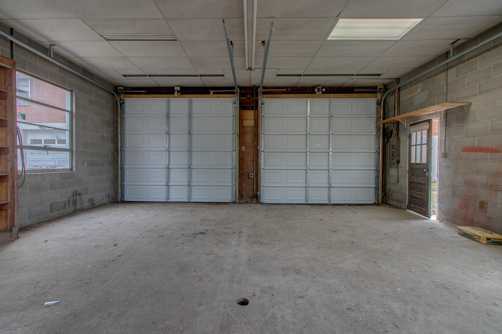 3430 Troxell Road Southeast Roanoke, VA 24014 - Photo 33 of 34 Interior of Detached Garage