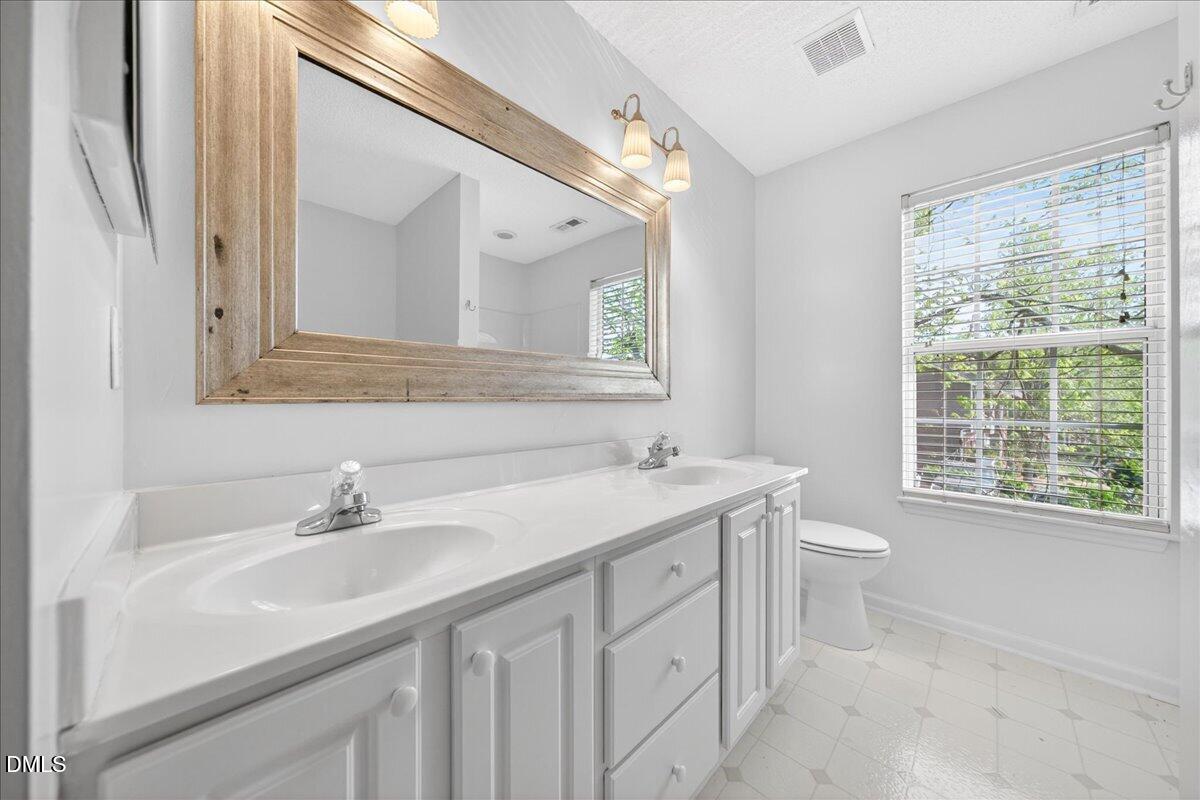 4350 Pine Springs Court Raleigh, NC 27613 - Photo 21 of 34 45-Interior_4350PineSprings_035