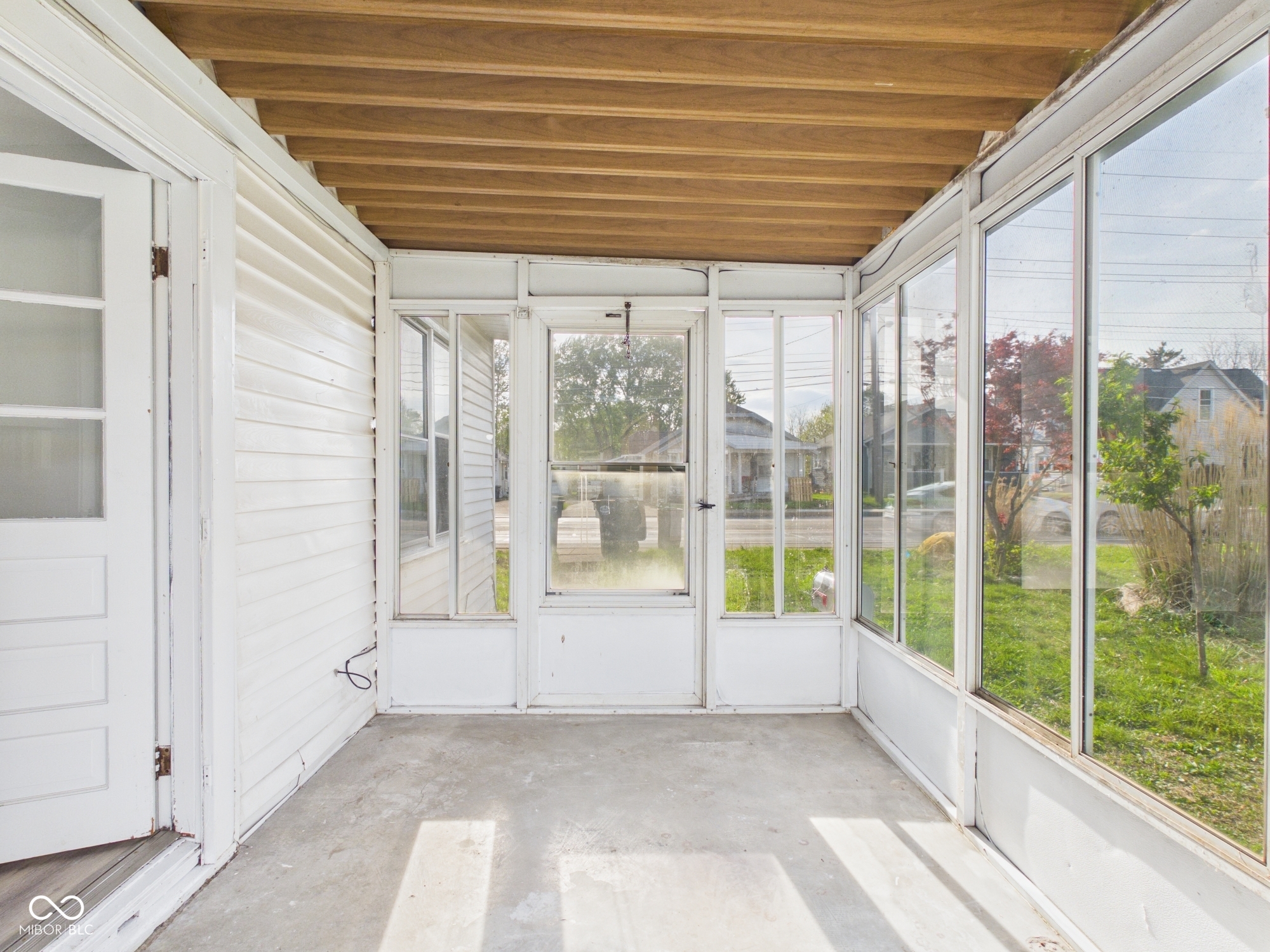 3624 Columbus Avenue Anderson, IN 46013 - Photo 5 of 40