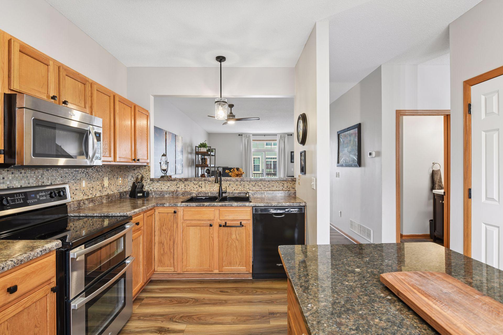 1776 Riverside Drive Shakopee, MN 55379 - Photo 10 of 24