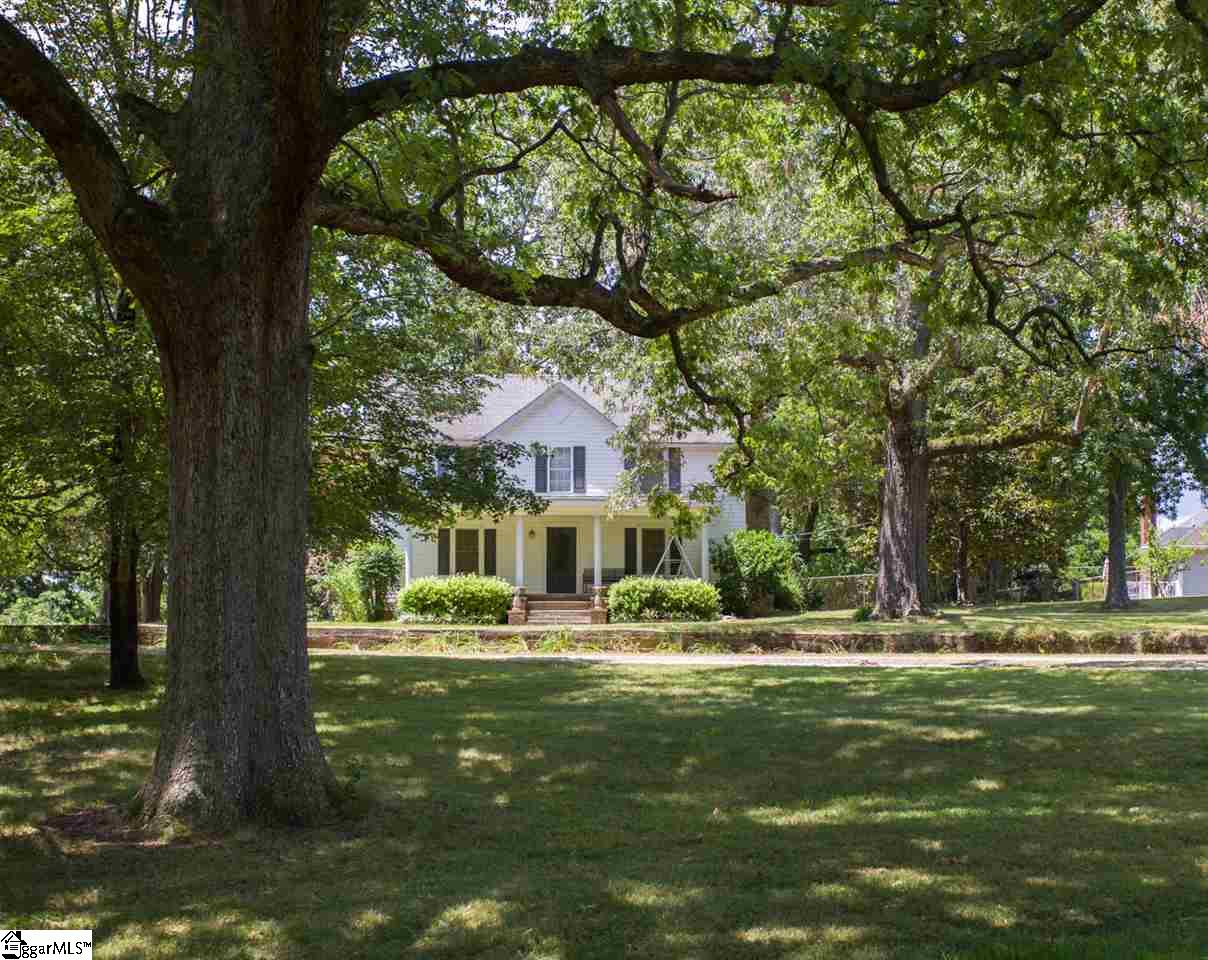 413 Holland Road Simpsonville, SC 29681 - Photo 1 of 26 Gallery Image 1