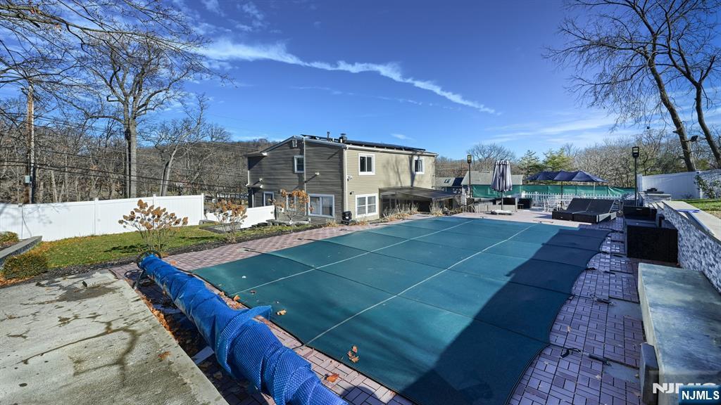 224 Pompton Road Haledon, NJ 07508 - Photo 32 of 34 a view of a backyard with sitting area