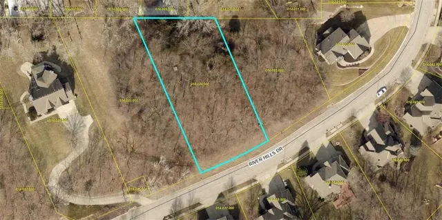$64,900 | Lot 28 Northwest River Hills Drive, Parkville, MO 64152