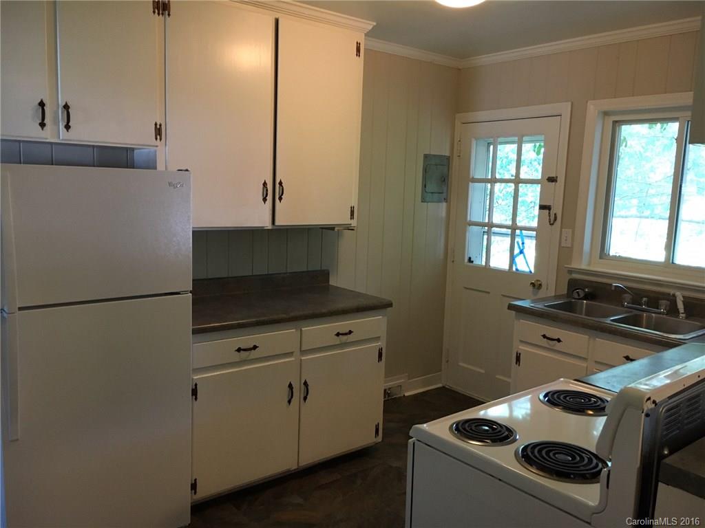 2128 North Sharon Amity Road, Unit P2 Charlotte, NC 28212 - Photo 12 of 18 Gallery Image 12