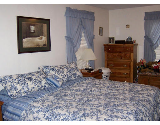 151 New Boston Road Sturbridge, MA 01566 - Photo 4 of 7
