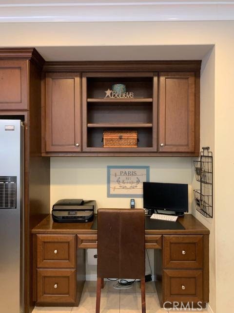 74 Nassau Irvine, CA 92620 - Photo 4 of 17 a kitchen with a stove and a microwave